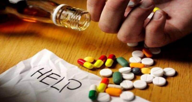 Droghe, mancano politica e servizi