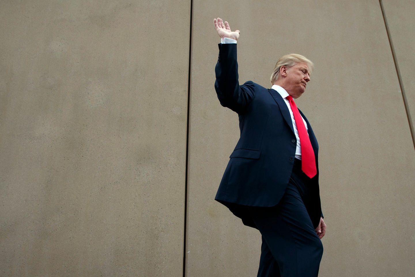 Trump tra il muro e lo “shutdown”