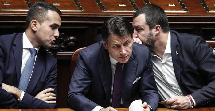 Conti, Governo rimandato a ottobre