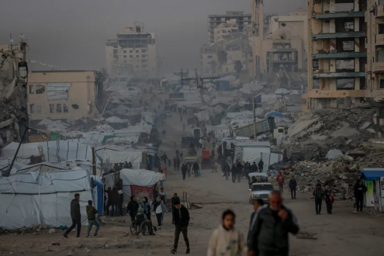 Gaza, il circo della pace