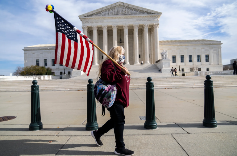 Elezioni e Ius Soli, Trump smonta la Costituzione