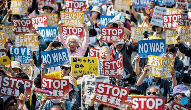 Giappone, la tentazione della guerra
